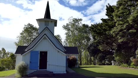 Schuss-von-religiösen-Kapelle-für-Trauerfeier