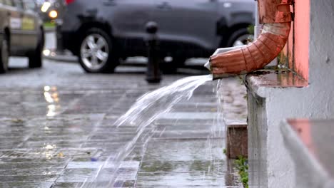 Water-Pipe-During-the-Rain