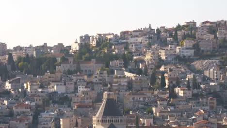 La-ciudad-de-Nazaret,-con-la-Basílica-de-la-Anunciación