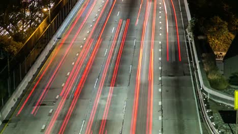 Timelapse-de-la-inclinación-del-tráfico-del-túnel-de-los-Ángeles