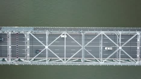 Traffic-jam-in-a-bridge---Aerial-shot-Perpendicular-angle