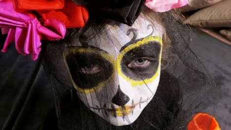 Little-Girl-with-Halloween-makeup-close-up