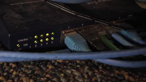 close-up-of-an-old,-dusty-router-in-an-office