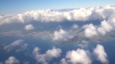 Toma-aérea-de-Oahu-Hawaii-en-4k