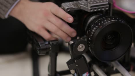 Camera-and-Lens-on-Gimbal