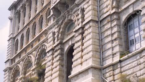 Mónaco-ciudad-de-verano-Casas,-edificios-históricos,-edificios-de-calles-en-Monte-Carlo