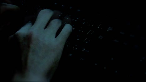 Hombre-escribiendo-en-el-teclado.-La-seguridad-cibernética/Cyber-ataque-imagen-de-vídeo