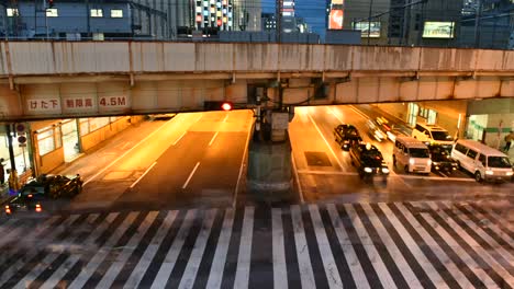 Beschäftigt-Zebrastreifen-in-Osaka-Japan