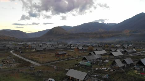 Landschaft-der-Hemu-Dorf,-Xinjiang,-China