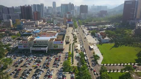 sonnigen-Tag-Zhuhai-Stadtbild-berühmten-Mall-Verkehr-Straße-aerial-Panorama-4k-china