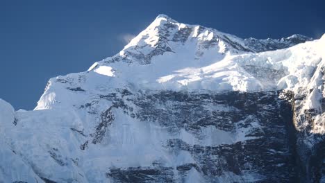 Pico-del-Annapurna-en-la-Cordillera-del-Himalaya,-región-del-Annapurna,-Nepal