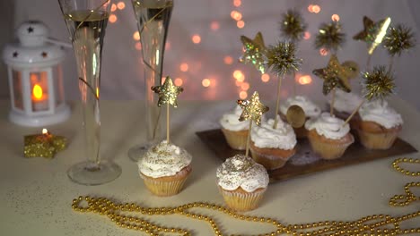 New-Year-Eve-Dessert:-Sekt-Champagner-Cupcakes