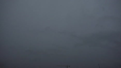 Lightning-and-storm-clouds-in-Slow-Motion