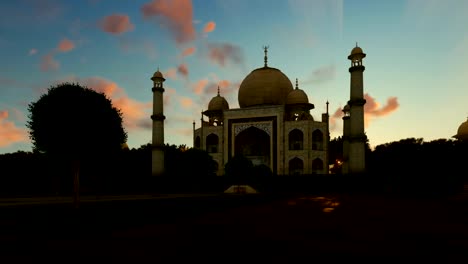 Taj-Mahal,-beautiful-timelapse-sunrise,-zoom-out