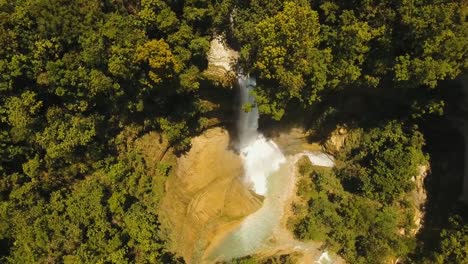 Beautiful-tropical-waterfall