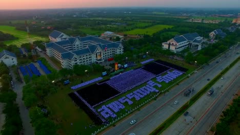 Zeremonie-der-Trauer-über-den-Tod-seiner-Majestät-König-Bhumibol-Adulyadej.