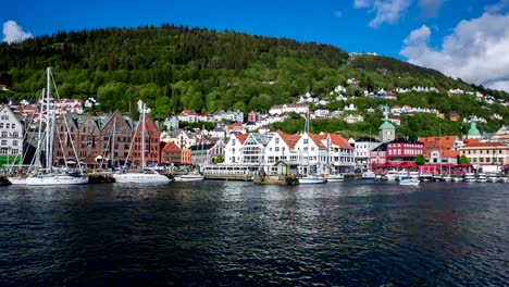 Port-of-old-Hanseatic-in-Bergen,-Norway