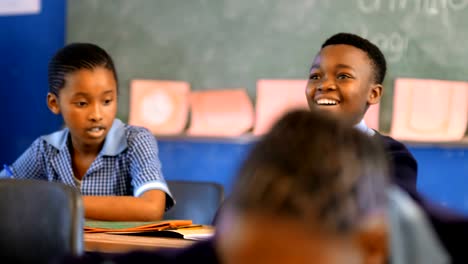 Schoolkids-studying-in-the-classroom-4k