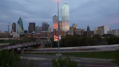 Time-lapse-of-Dallas-Skyline-at-Sunset