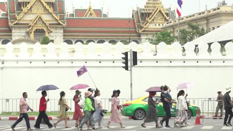 Bangkok-/-Thailand---May-23-2018-:-tourist-at-Wat-Phra-Si-Rattana-Satsadaram-slow-motion-shot