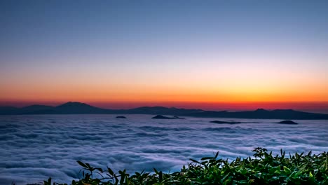 Tsubetsu-Pass-in-the-early-morning