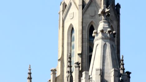 Religioso,-edificio-Catedral-sagrado-corazón-en-la-ciudad-de-Barcelona-en-España