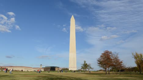 Zeitraffer-des-Himmels-und-der-Wolken-in-Washington-DC,-USA