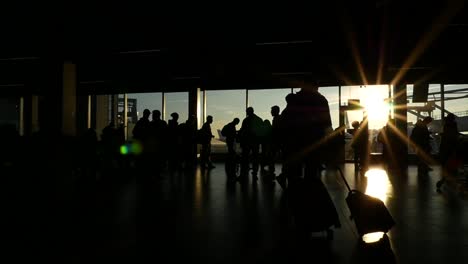 Silhouette-am-Flughafen