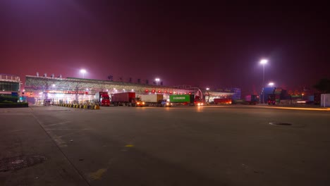 Nacht-beleuchtete-Shenzhen-Stadt-Port-Eingang-Verkehr-Panorama-4-k-Zeit-hinfällig,-china