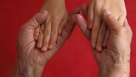 Hands-of-the-elderly.