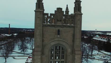 Kirche-Kathedrale-im-Winter-Schnee-Antenne-Minnesota