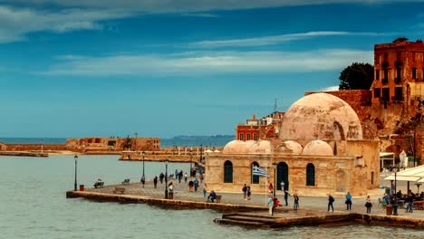 Paseo-marítimo-de-Chania,-Creta,-Grecia