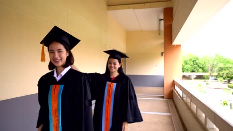 Black-graduates-wear-black-suits-on-graduation-day-at-university.