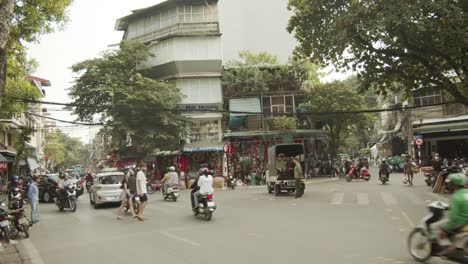 Tráfico-de-Hanoi,-Vietnam