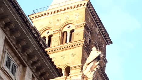 close-up-church-Santa-Maria-Maggiore,-Rome