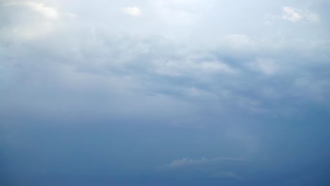 Lightning-in-the-sky-over-the-sea.