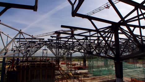 Metal-beams-are-used-as-the-basis-in-the-frame-of-the-new-building-of-Pulkovo