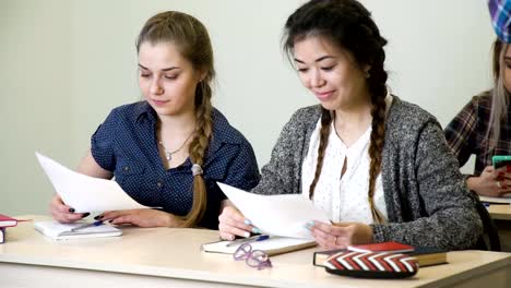 Educación-Escuela-examen-resultados-A-los-cinco-altos-grados