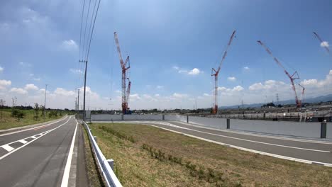 Crane-at-under-construction-time-lapse