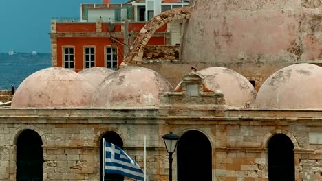 Paseo-marítimo-de-Chania,-Creta,-Grecia