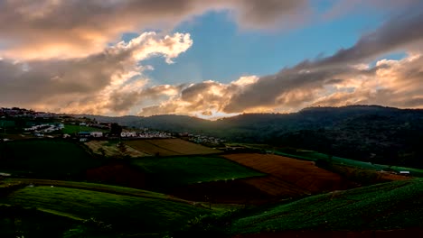 Sunset-at-Phu-Tub-Berk-in-Petchabun,-Thailand.-(Time-Lapse)