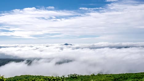 A-Sea-of-Clouds-of-Lake-Kussharo,Hokkaido,Jpan