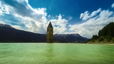 Kirche-unter-Wasser