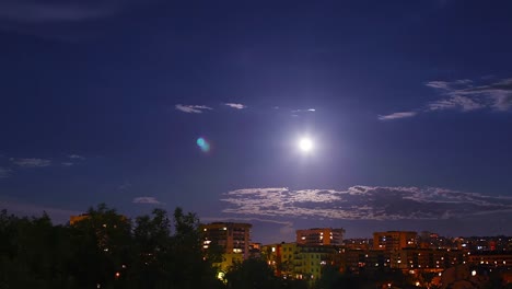 Night-Time-Moon-Time-Lapse