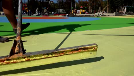 Malerei-Spielplatz.-Attraktion-auf-dem-Spielplatz-zu-schaffen.-Handgefertigt.