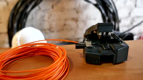 Installation-von-einem-Internet-Kabel