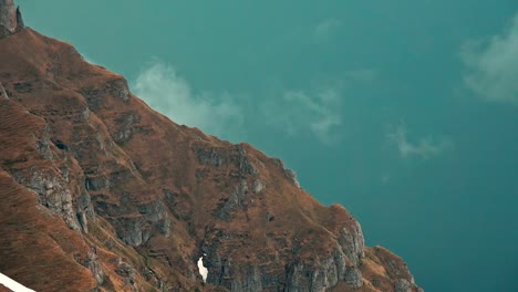 Gewitterwolken-über-Berge