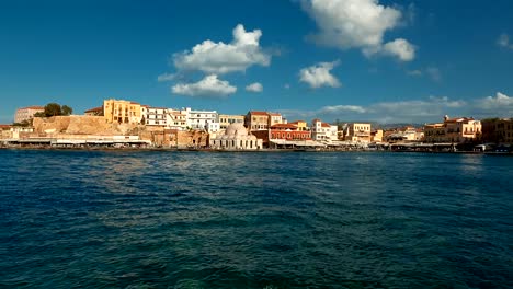 Paseo-marítimo-de-Chania,-Creta,-Grecia