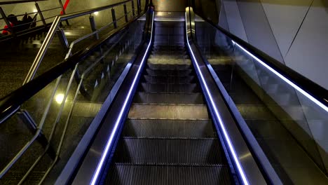 Movement-on-the-escalator.