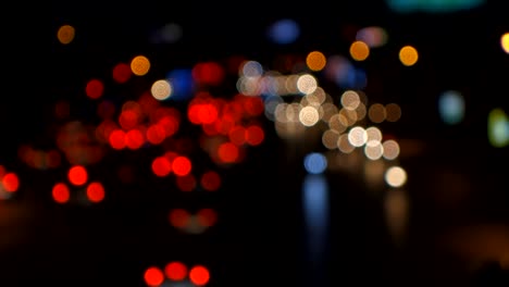 Unschärfe-Bokeh-einer-Verkehrsampel